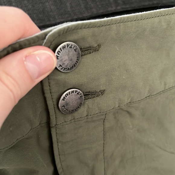 Columbia khaki cargo shorts - Picture 5 of 7